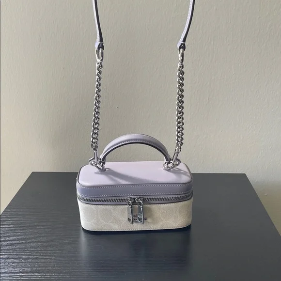 Coach | Train Case Crossbody in Signature Canvas - Picture 12 of 12